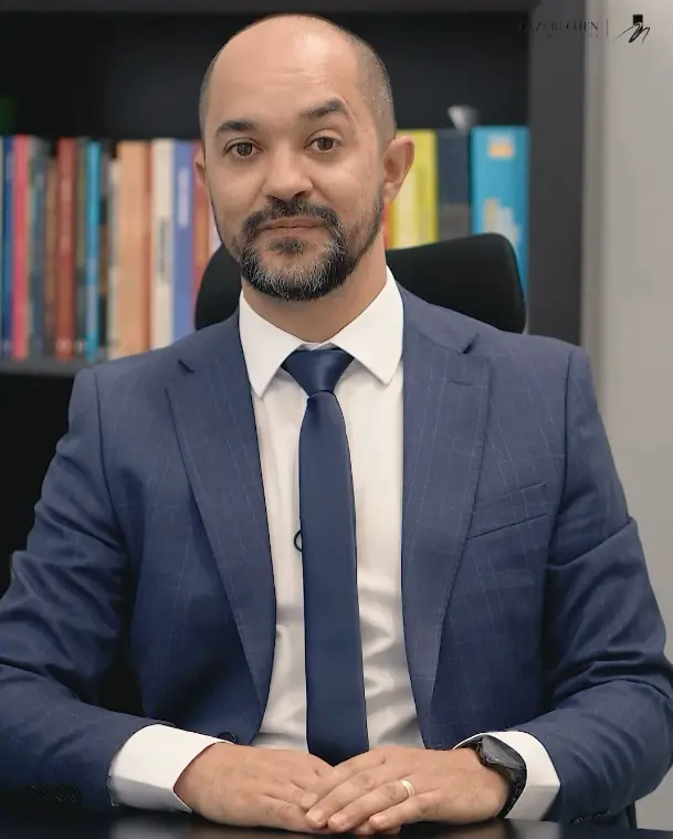 Dr. Samuel Mazurechen